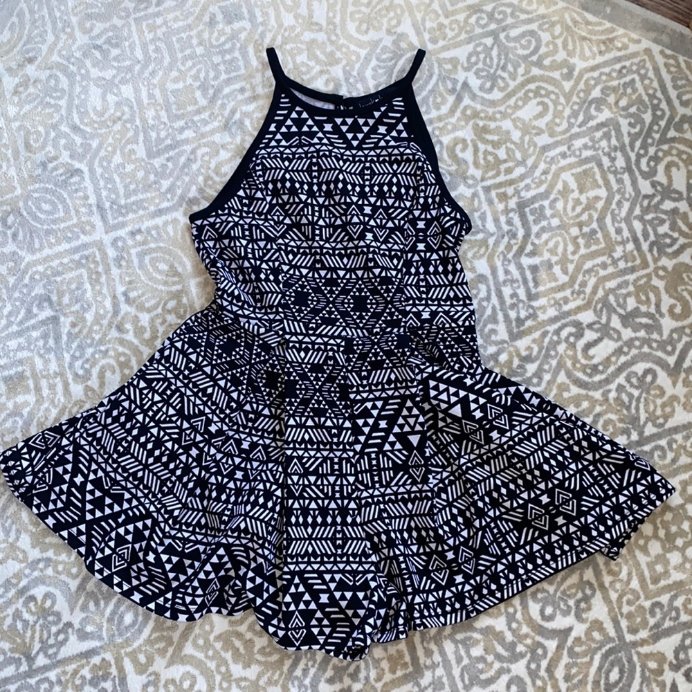 Geometric patterned romper
